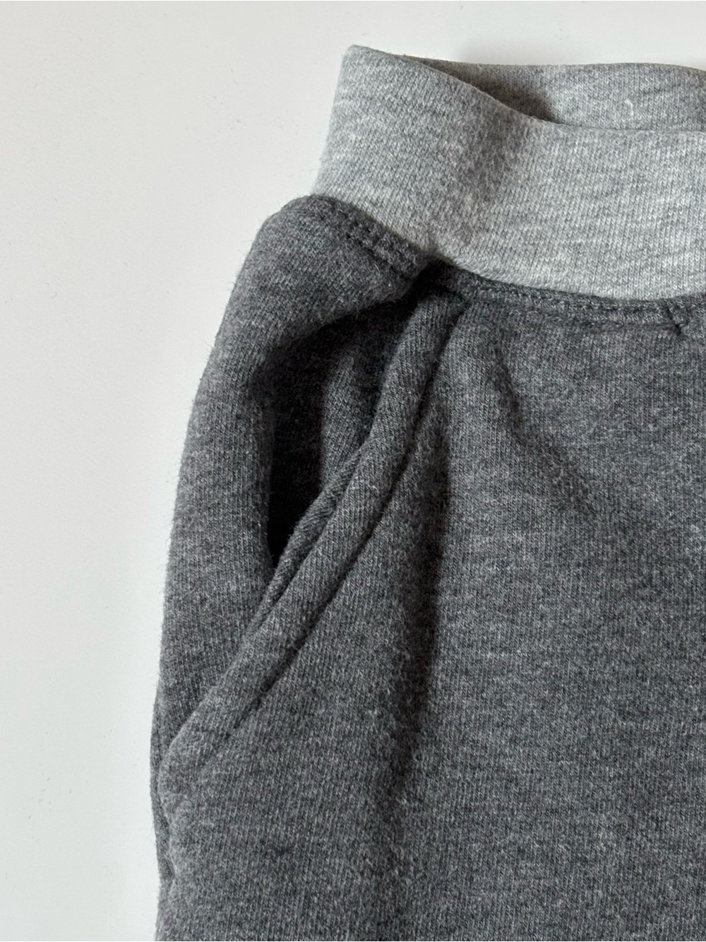 Emporio Armani Baby Boys Grey Two-Tone Jogger Sweatpants 12M Luxury Designer - Picture 6 of 9